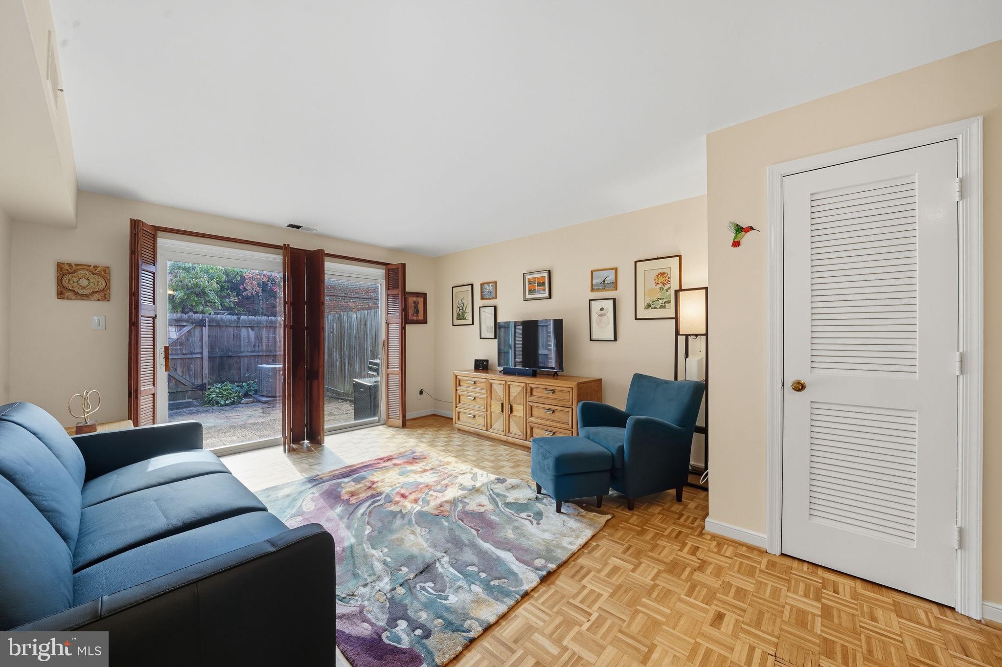 403 N HAMILTON STREET J