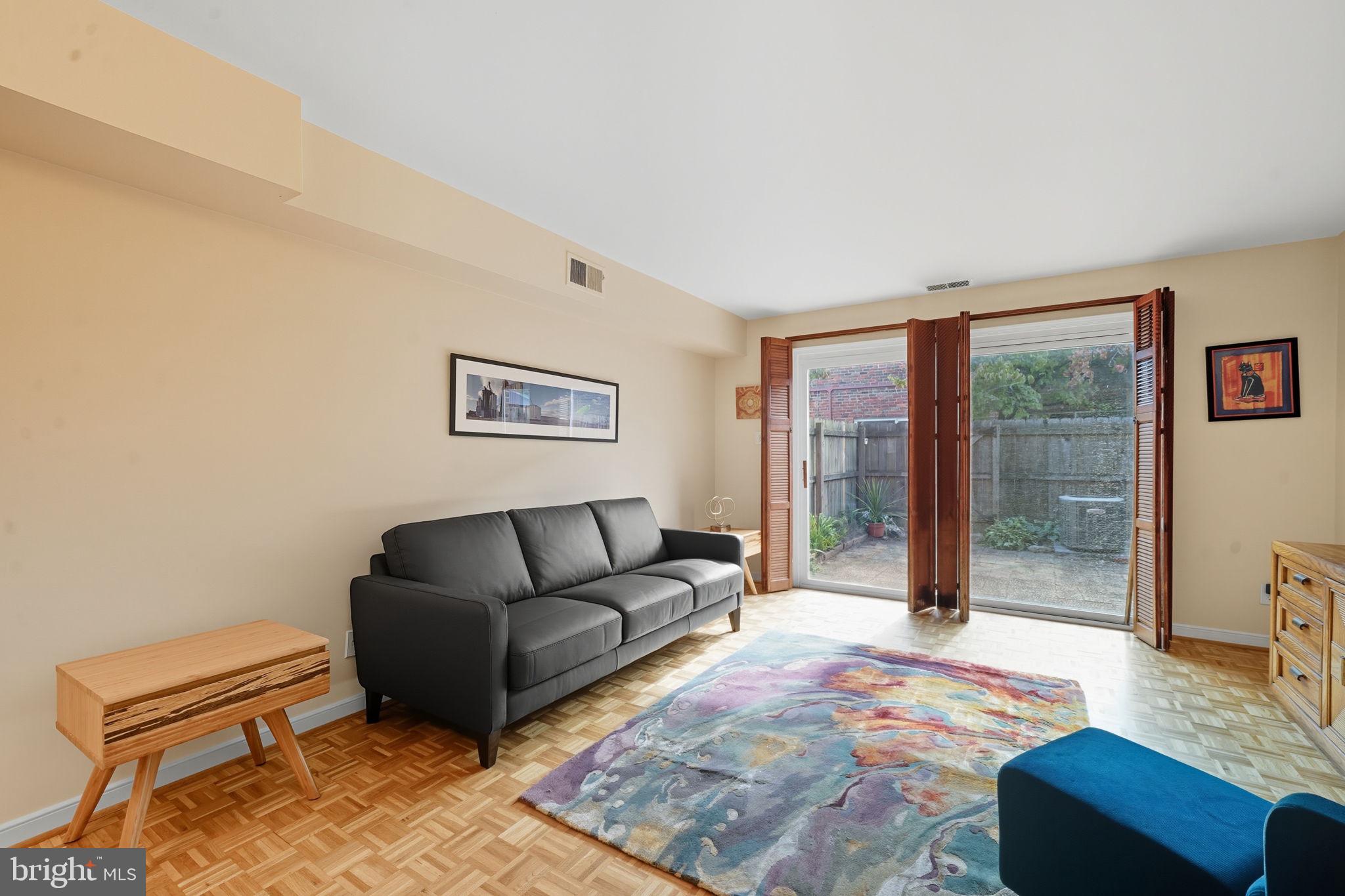 403 N HAMILTON STREET J