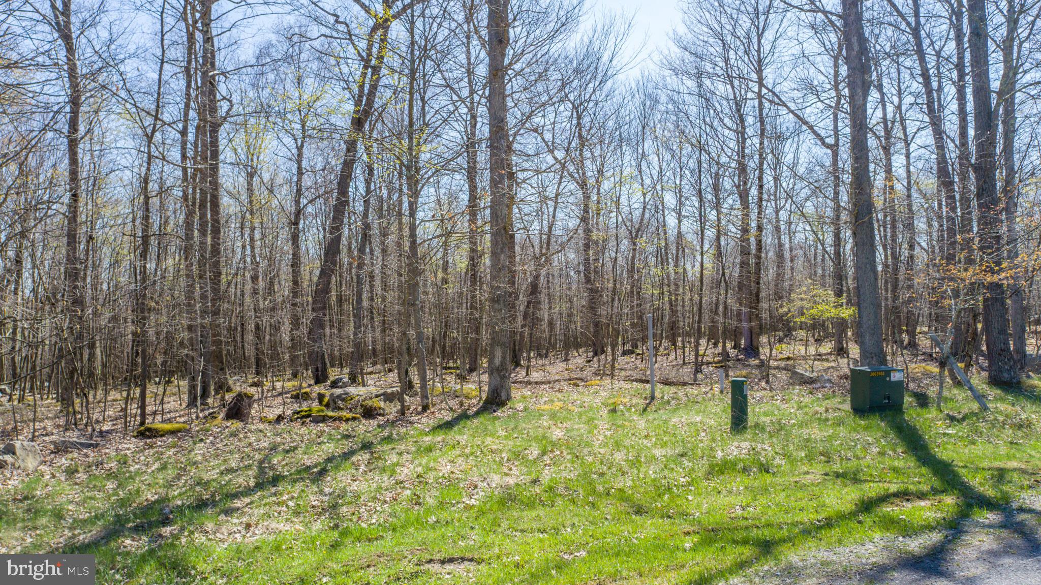 DEEP CREEK HIGHLANDS - Land