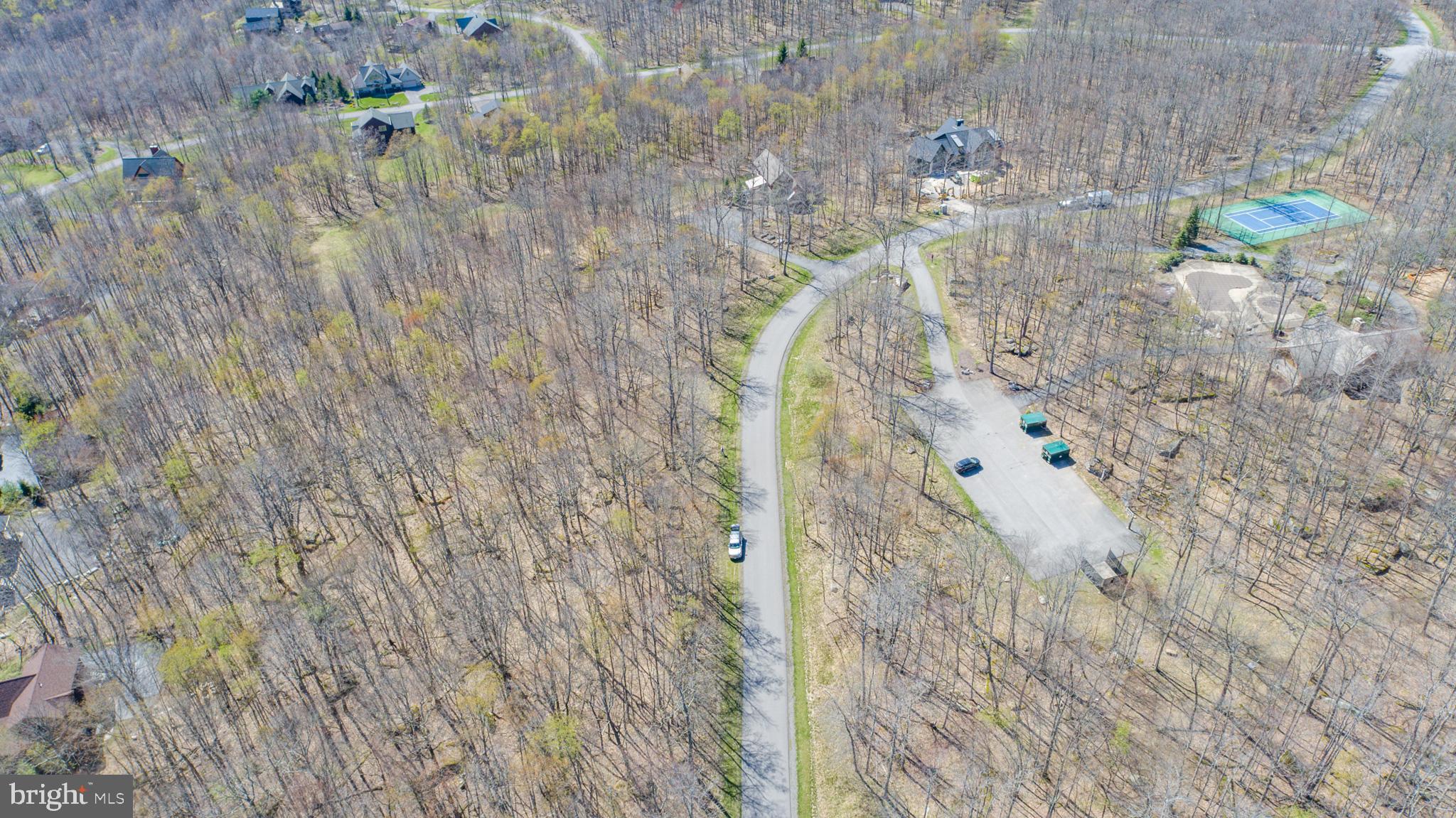 DEEP CREEK HIGHLANDS - Land