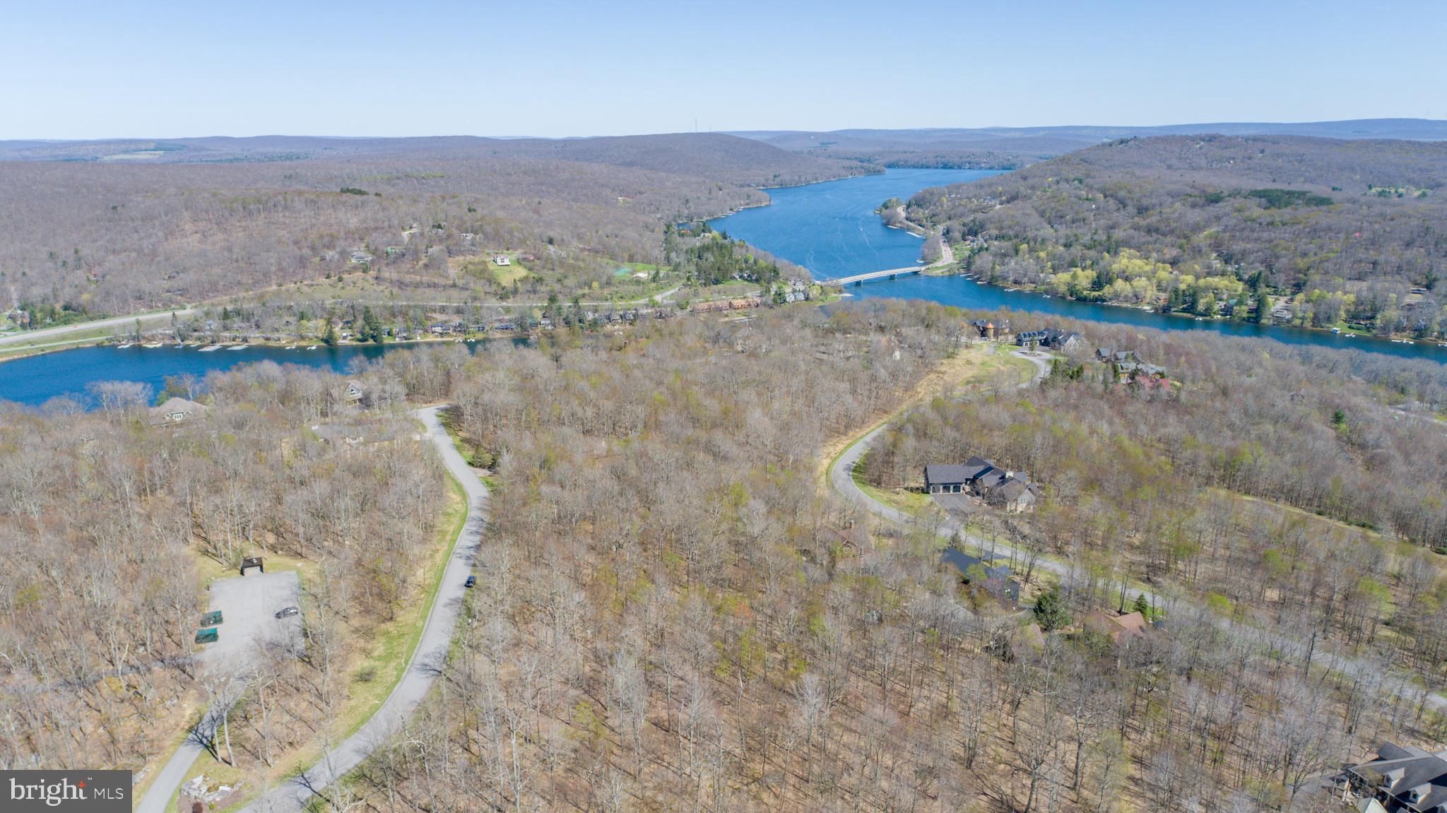 DEEP CREEK HIGHLANDS - Land