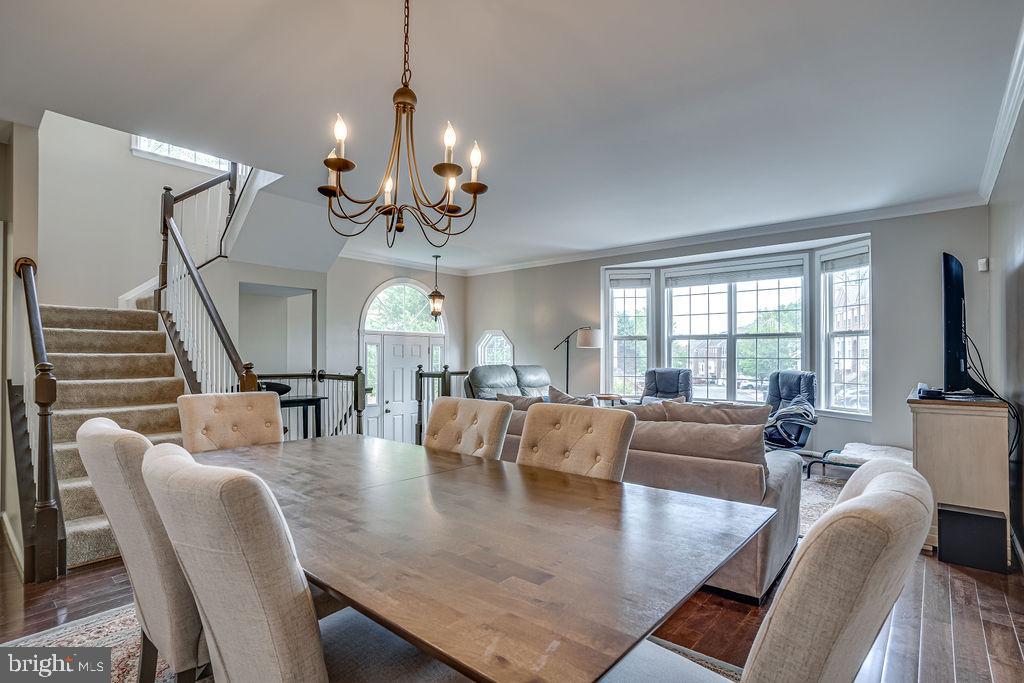 GOVERNORS GROVE - Residential Lease