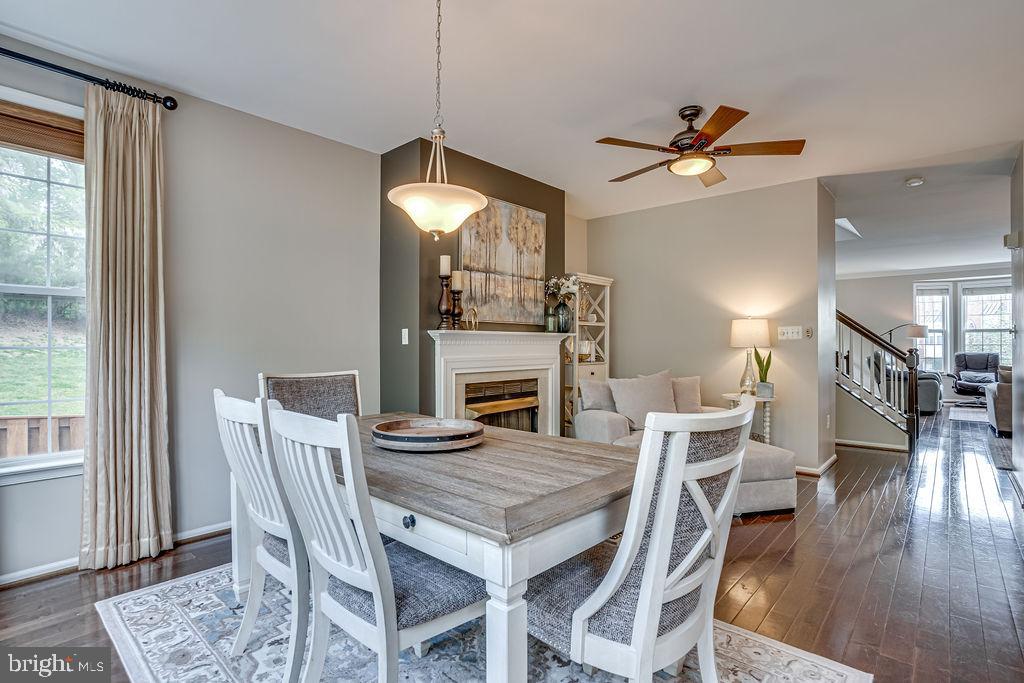 GOVERNORS GROVE - Residential Lease