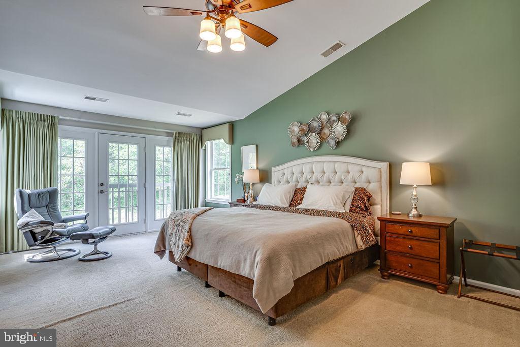 GOVERNORS GROVE - Residential Lease