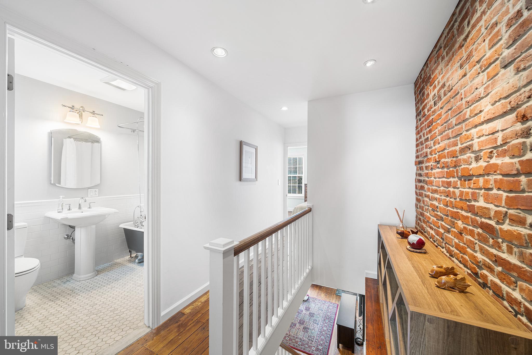 FISHTOWN - Residential Lease