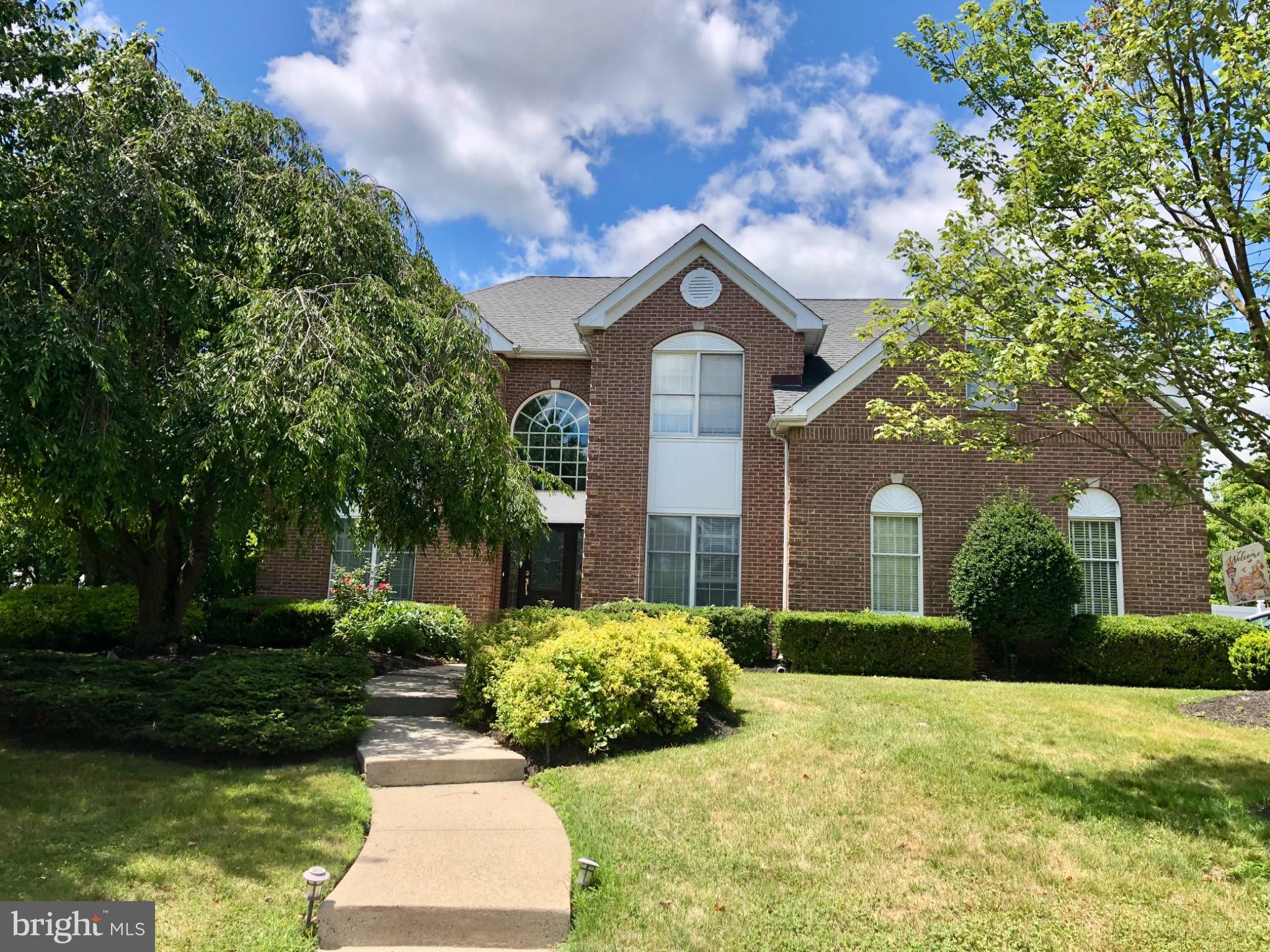 1224 BRIDLE ESTATES DRIVE