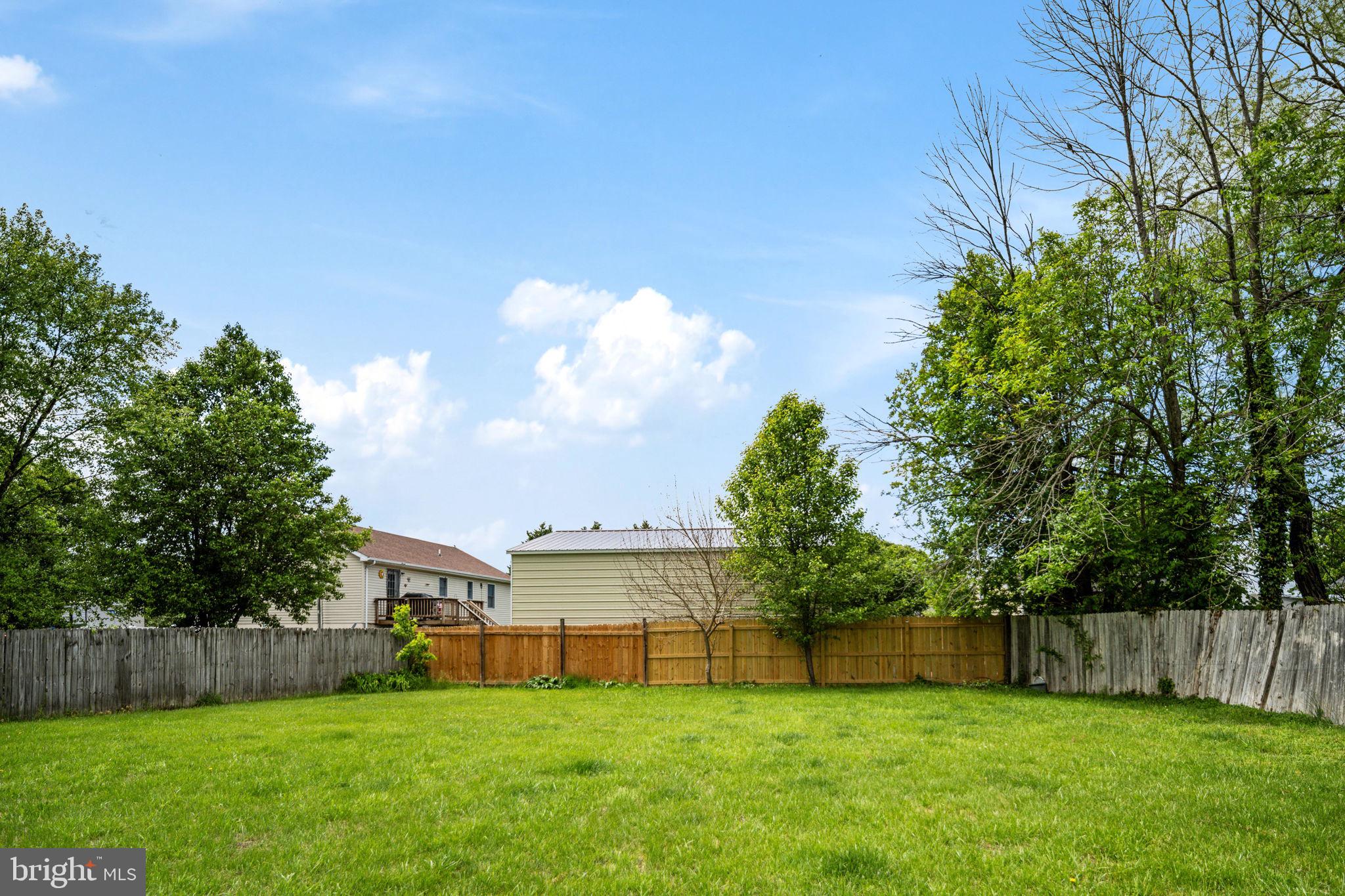 CRESTWOOD KNOLLS PH 1 - Residential