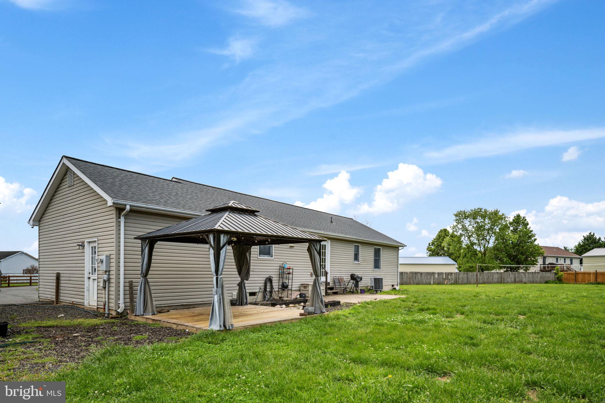 CRESTWOOD KNOLLS PH 1 - Residential