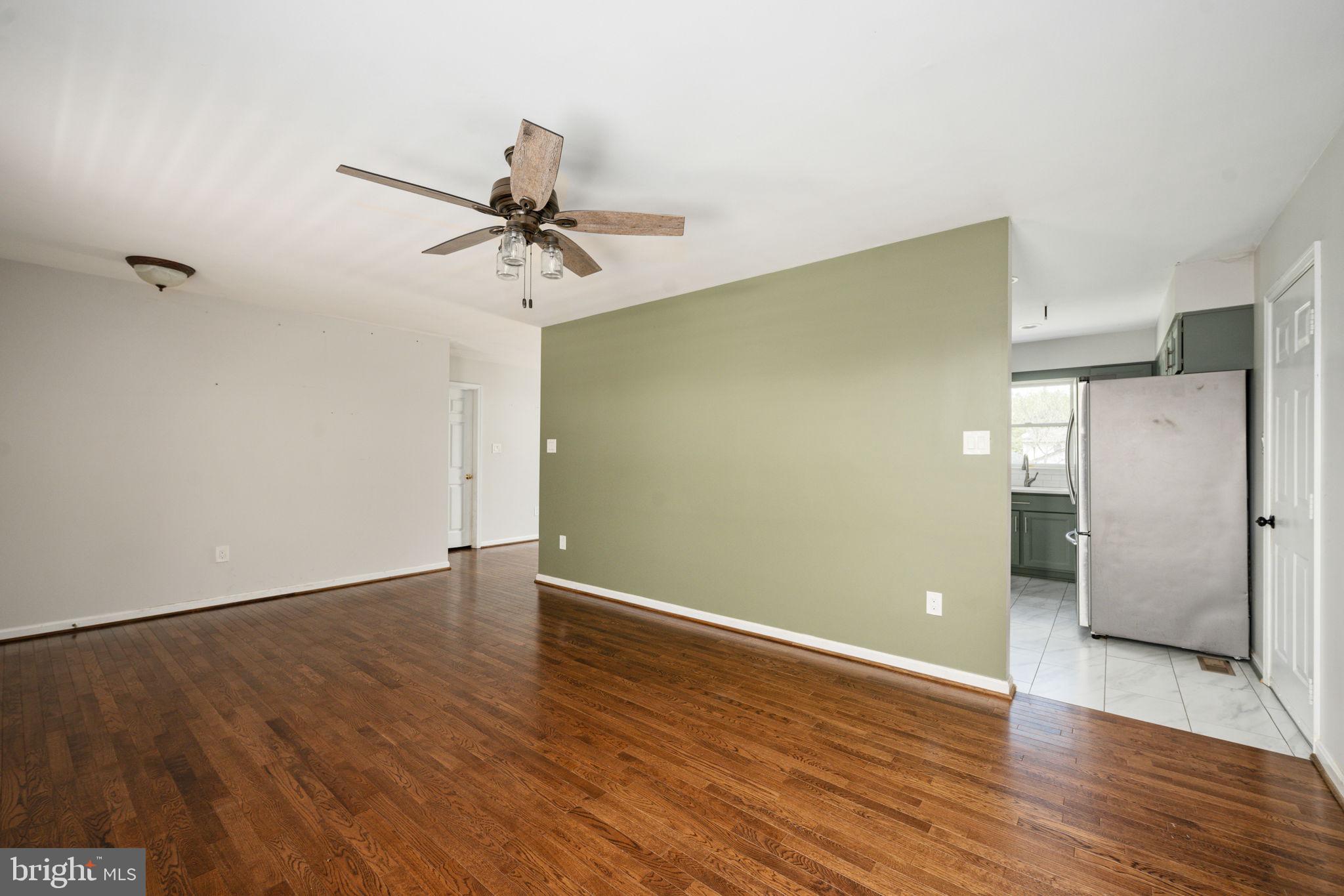 CRESTWOOD KNOLLS PH 1 - Residential