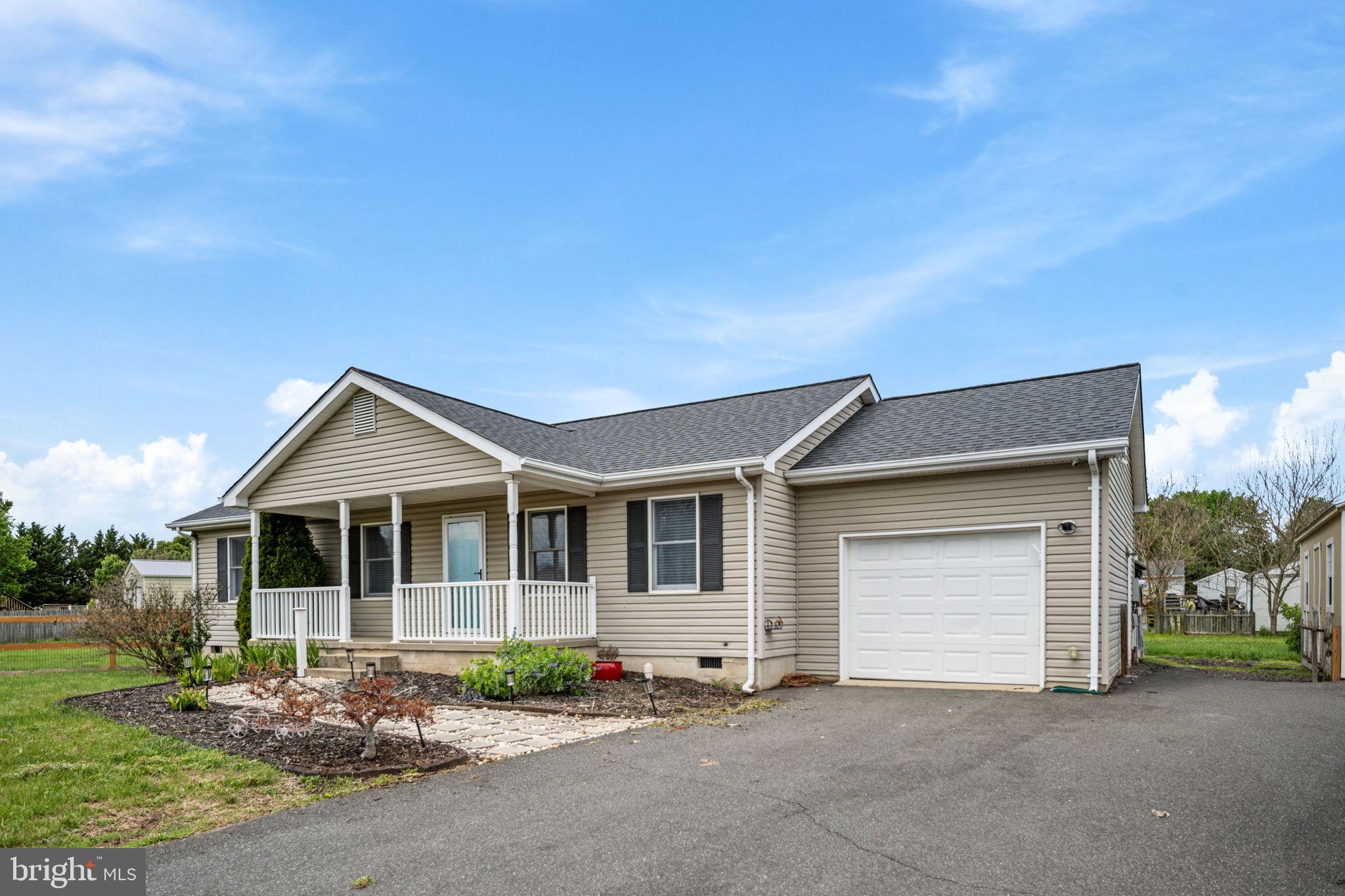 CRESTWOOD KNOLLS PH 1 - Residential