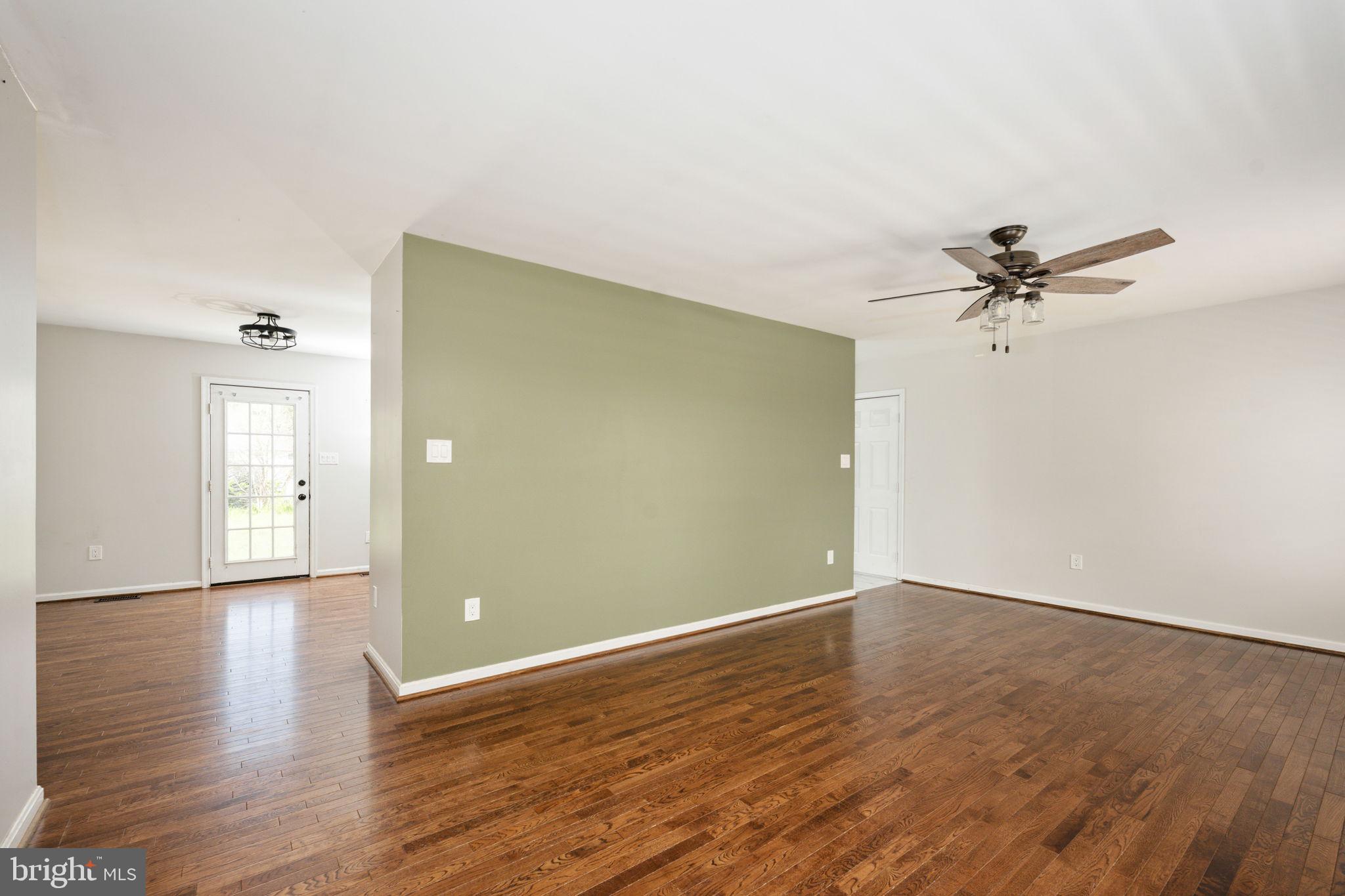 CRESTWOOD KNOLLS PH 1 - Residential