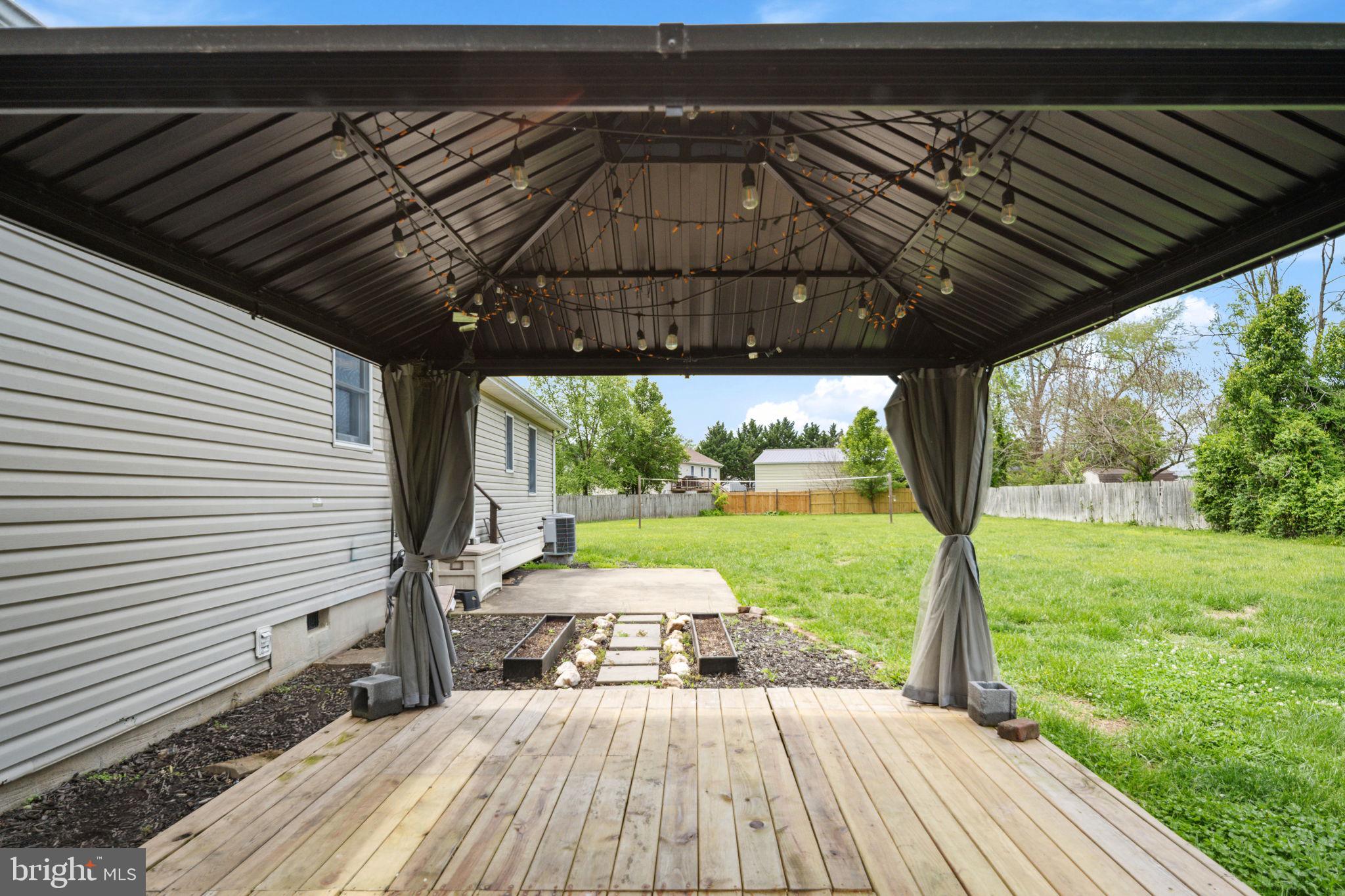 CRESTWOOD KNOLLS PH 1 - Residential