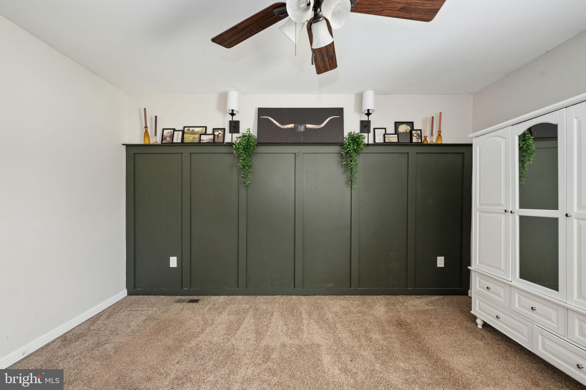 CRESTWOOD KNOLLS PH 1 - Residential