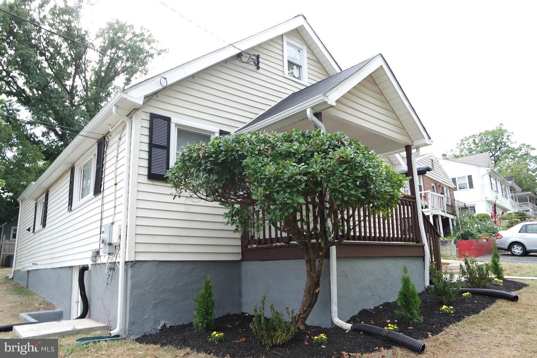 BRADBURY HEIGHTS - Residential