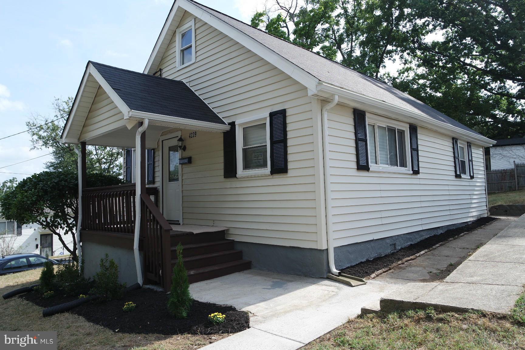 BRADBURY HEIGHTS - Residential