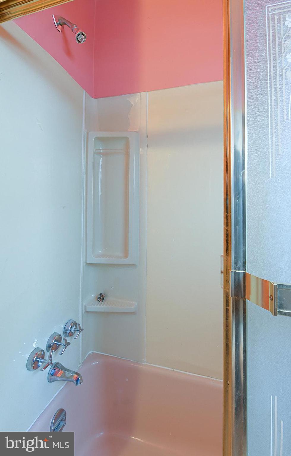 WINDSOR FARMS - Residential