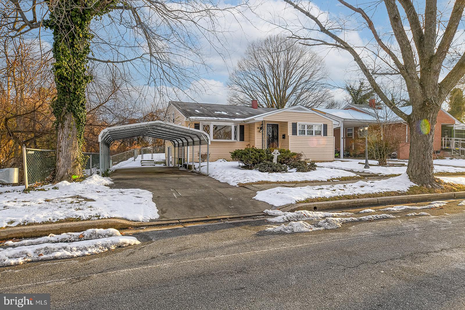 WINDSOR FARMS - Residential