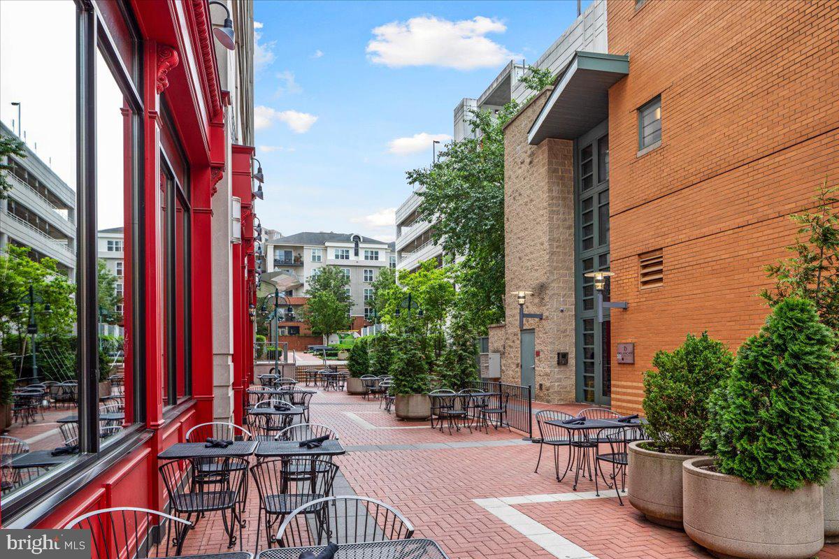 FAIRLINGTON VILLAGES - Residential