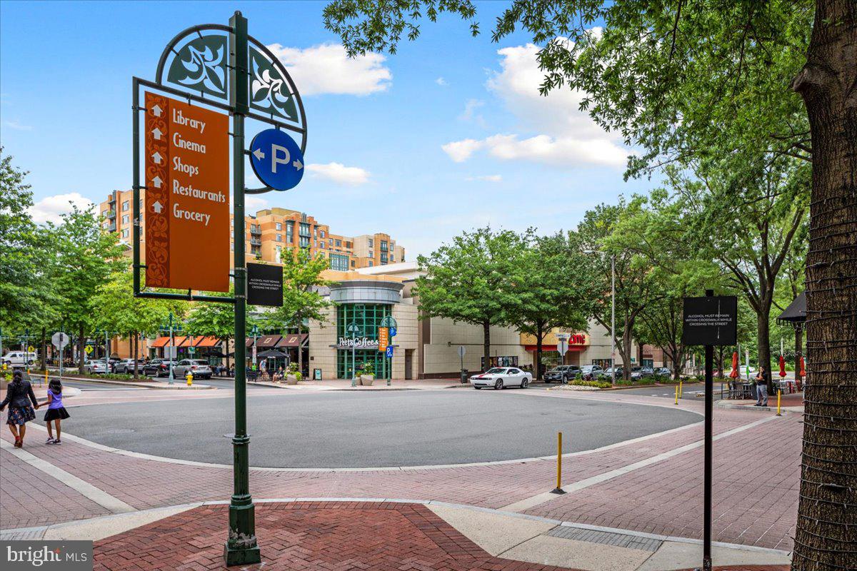 FAIRLINGTON VILLAGES - Residential