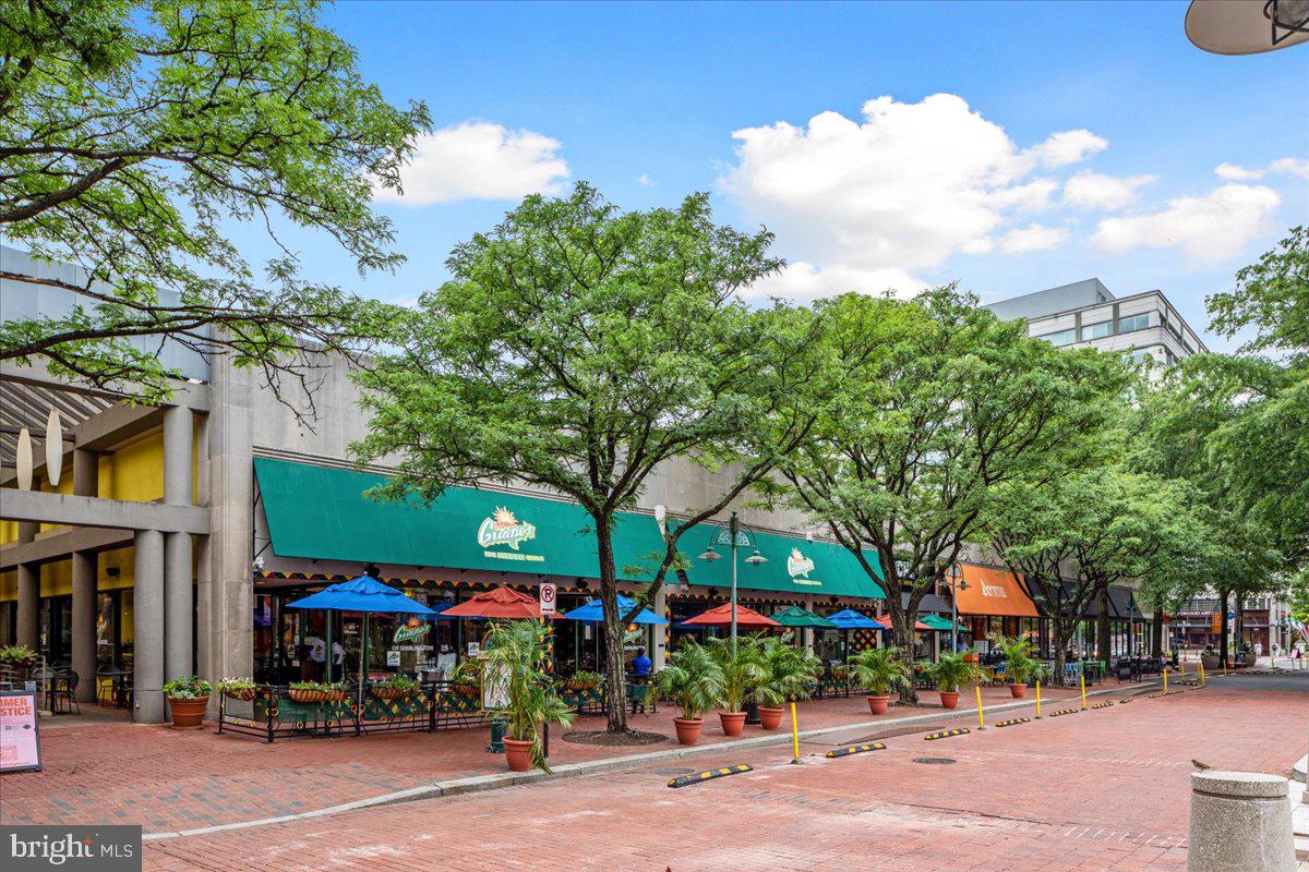 FAIRLINGTON VILLAGES - Residential