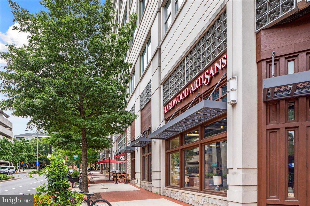 FAIRLINGTON VILLAGES - Residential