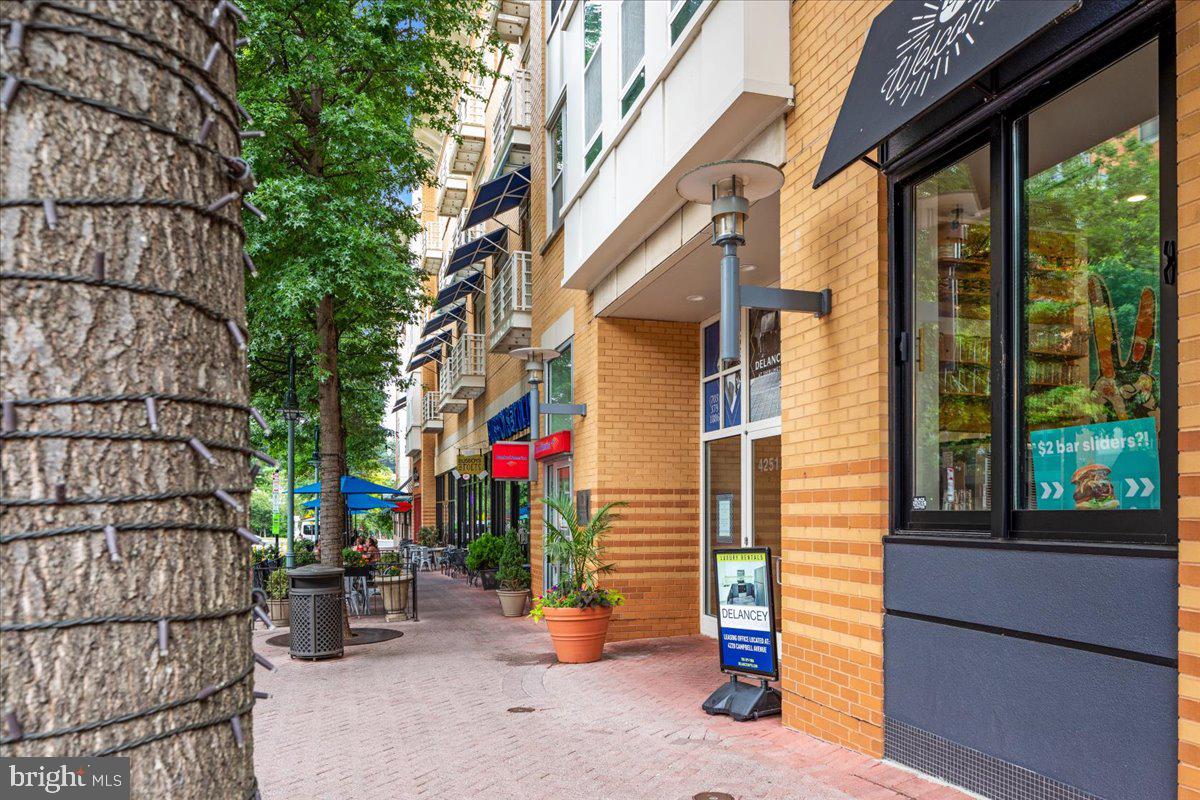 FAIRLINGTON VILLAGES - Residential