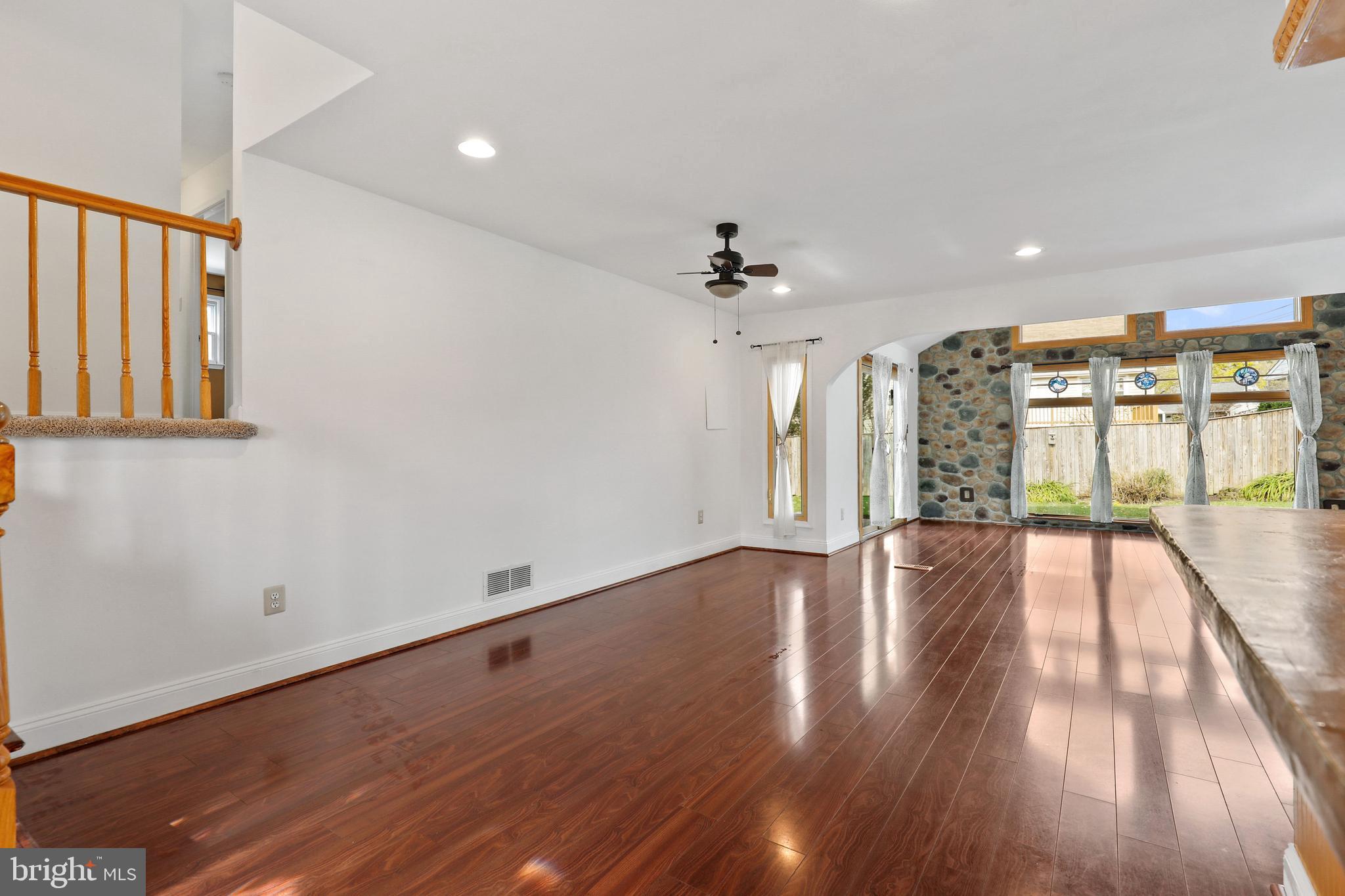 ORCHARD HILLS - Residential