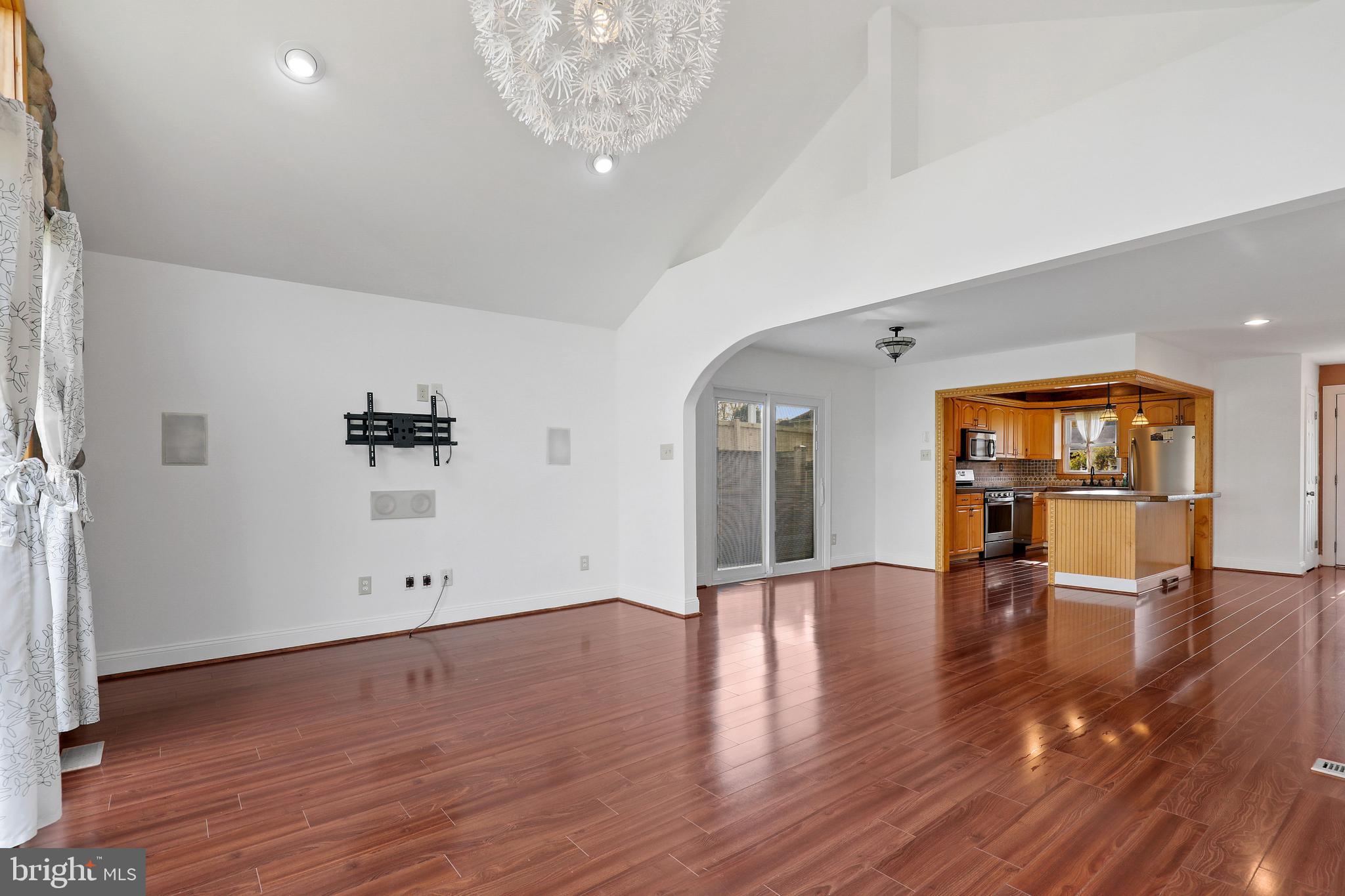 ORCHARD HILLS - Residential