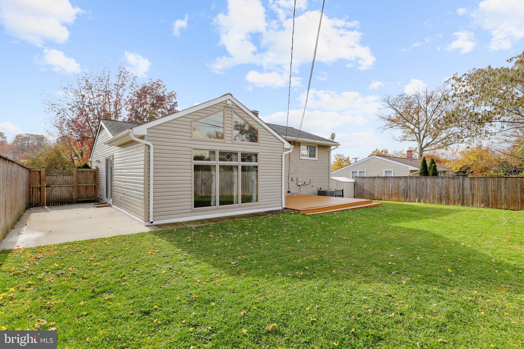 ORCHARD HILLS - Residential