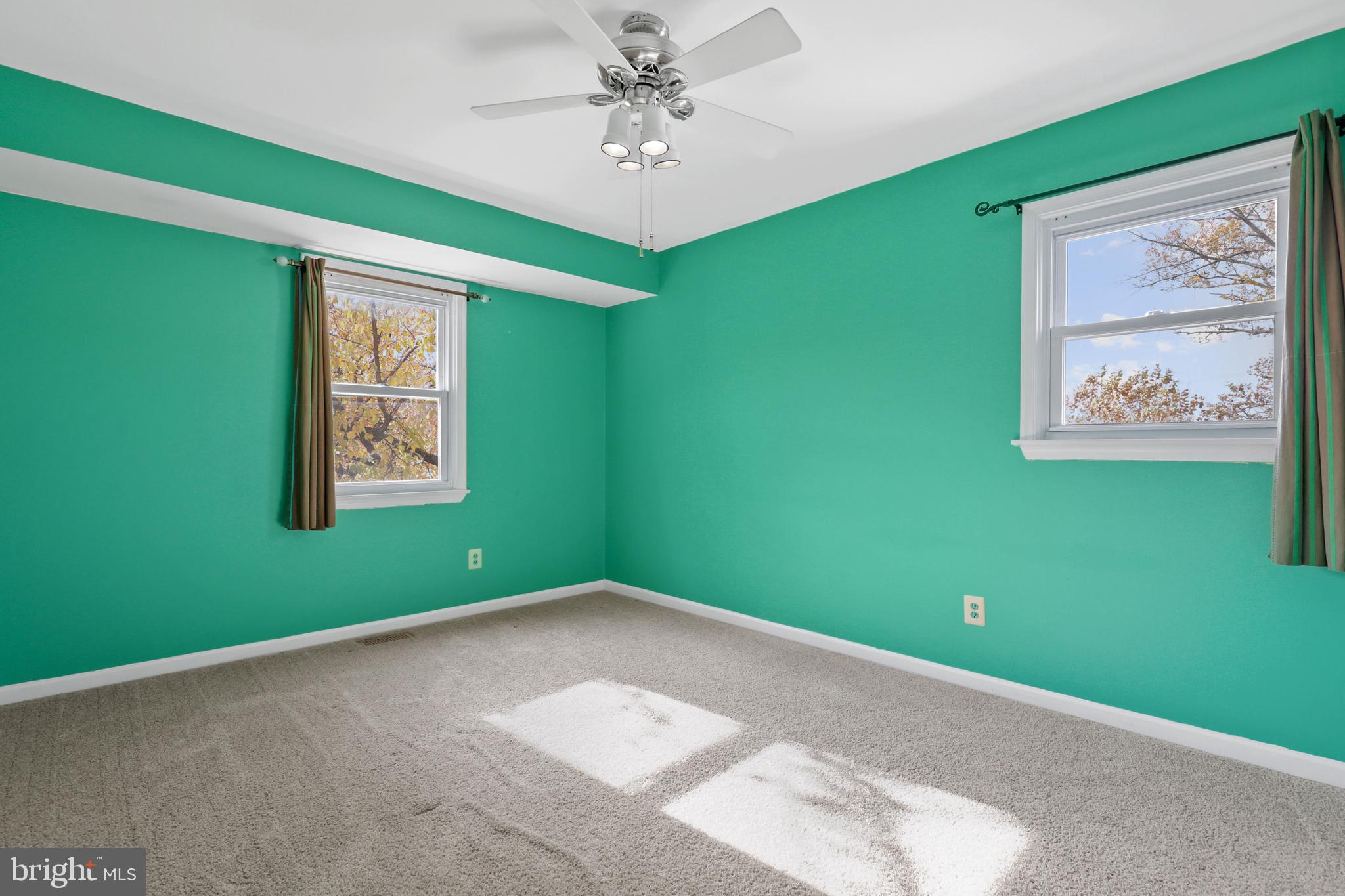 ORCHARD HILLS - Residential