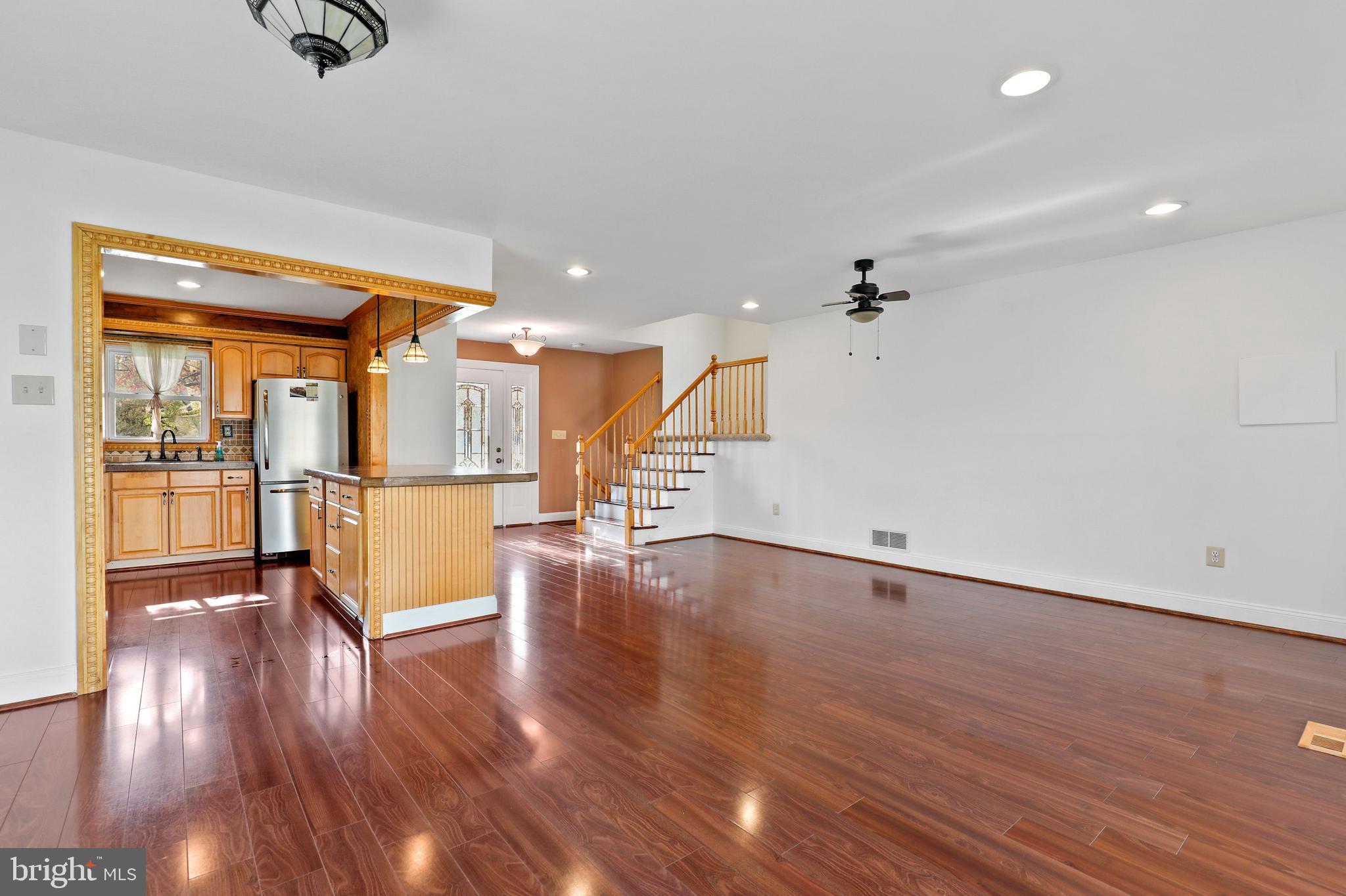 ORCHARD HILLS - Residential