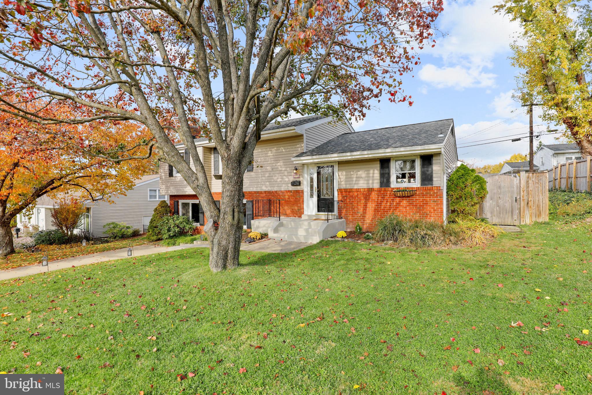 ORCHARD HILLS - Residential