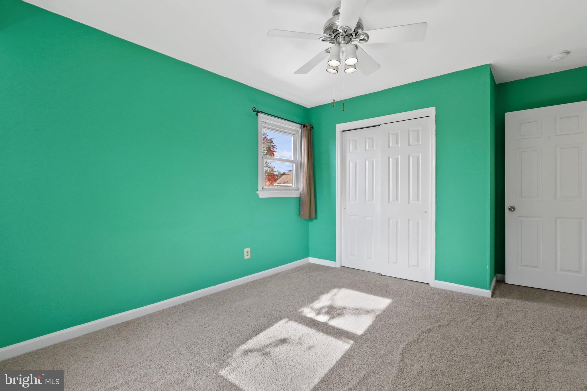 ORCHARD HILLS - Residential