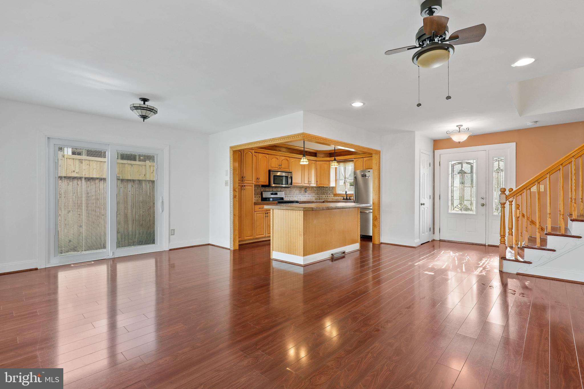 ORCHARD HILLS - Residential