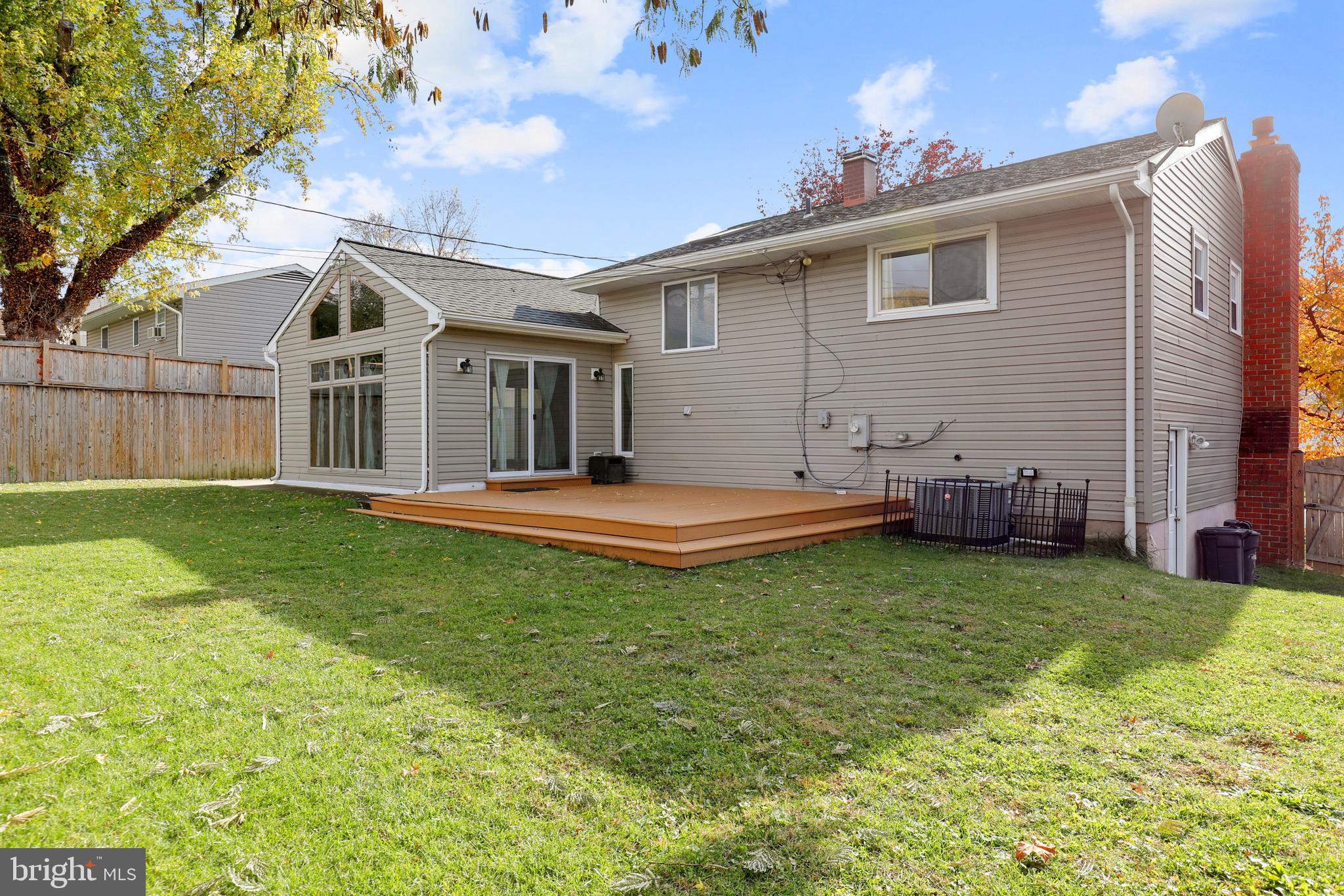 ORCHARD HILLS - Residential