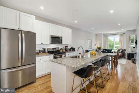 Condo For Sale - 2711 W Jefferson Street #2<br/> PHILADELPHIA, PA 19121
