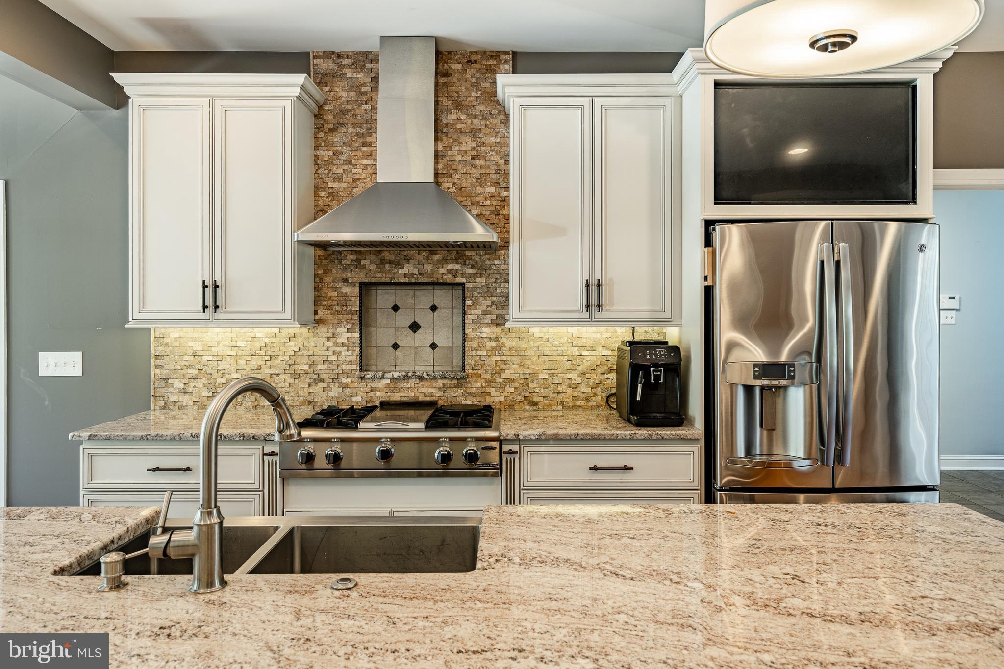 GATEFIELD AT FARMV - Residential