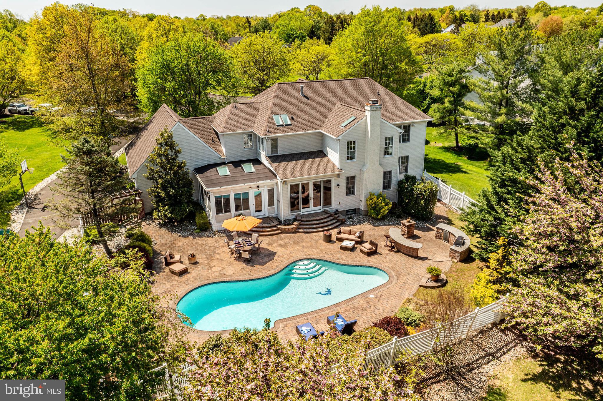 1616 THISTLEWOOD DRIVE