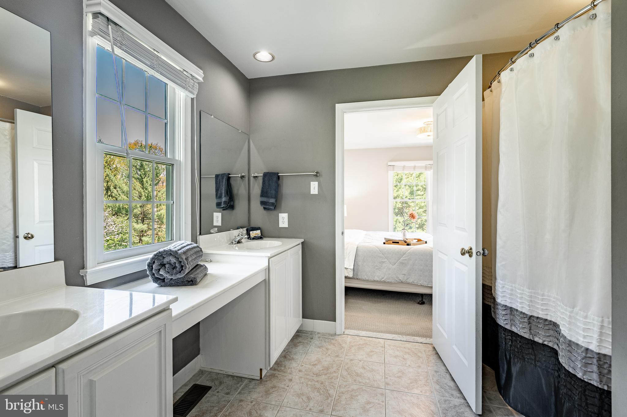 GATEFIELD AT FARMV - Residential