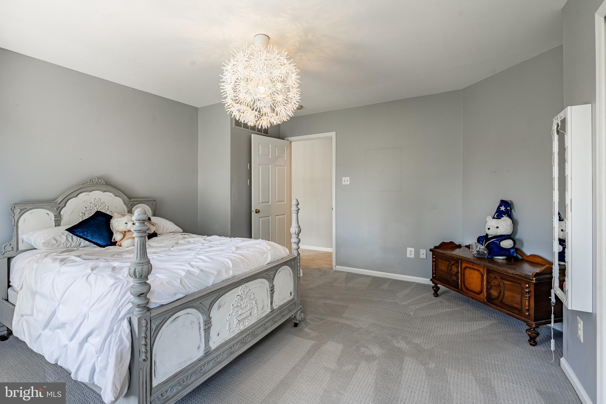 GATEFIELD AT FARMV - Residential