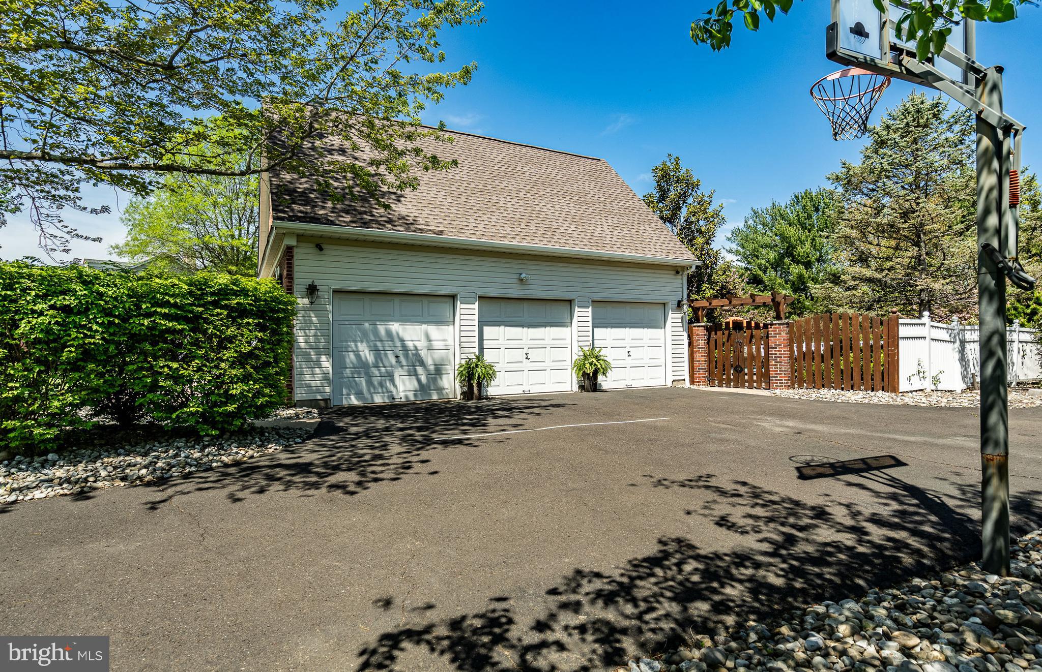 GATEFIELD AT FARMV - Residential