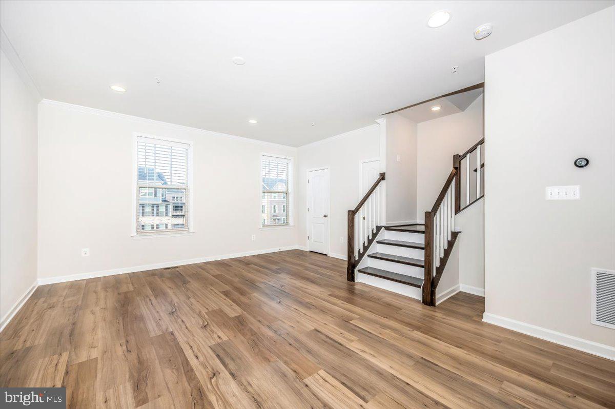 HARRINGTON TERRACE - Residential Lease