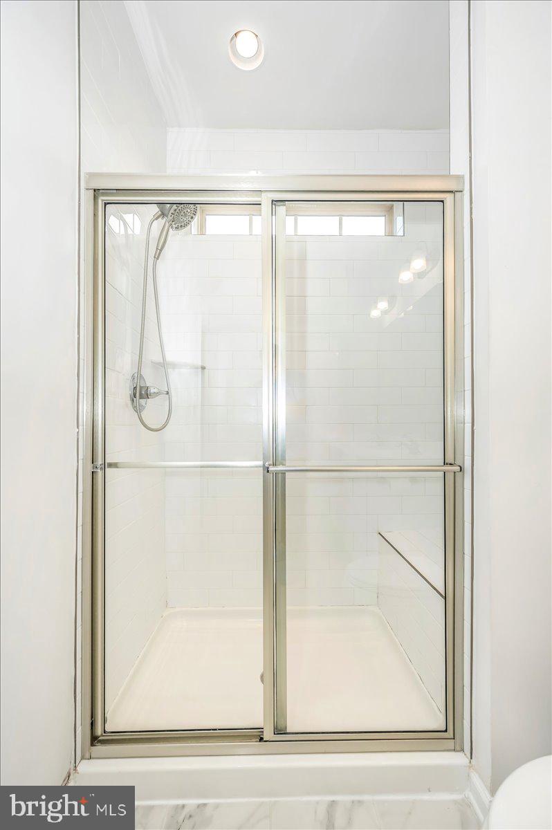 HARRINGTON TERRACE - Residential Lease