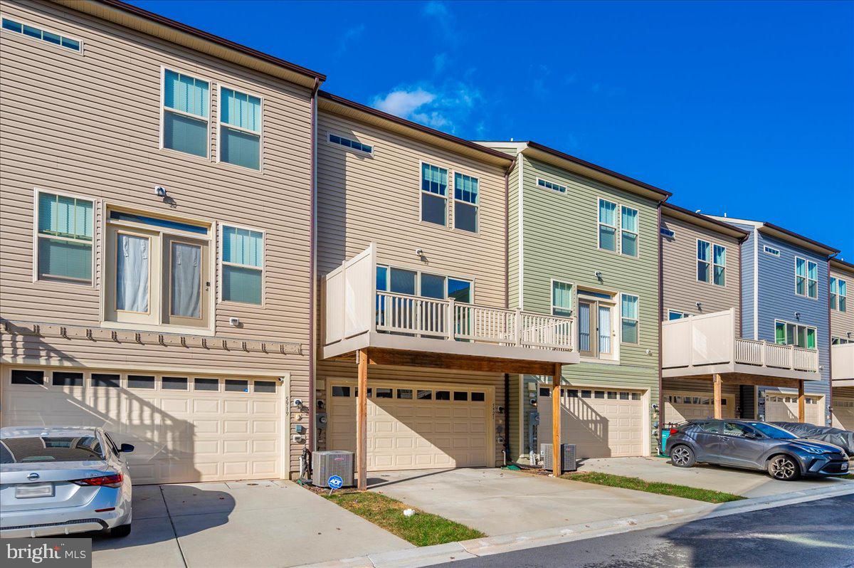 HARRINGTON TERRACE - Residential Lease