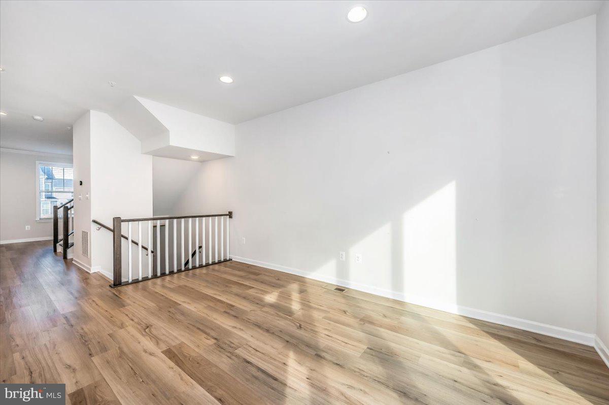 HARRINGTON TERRACE - Residential Lease