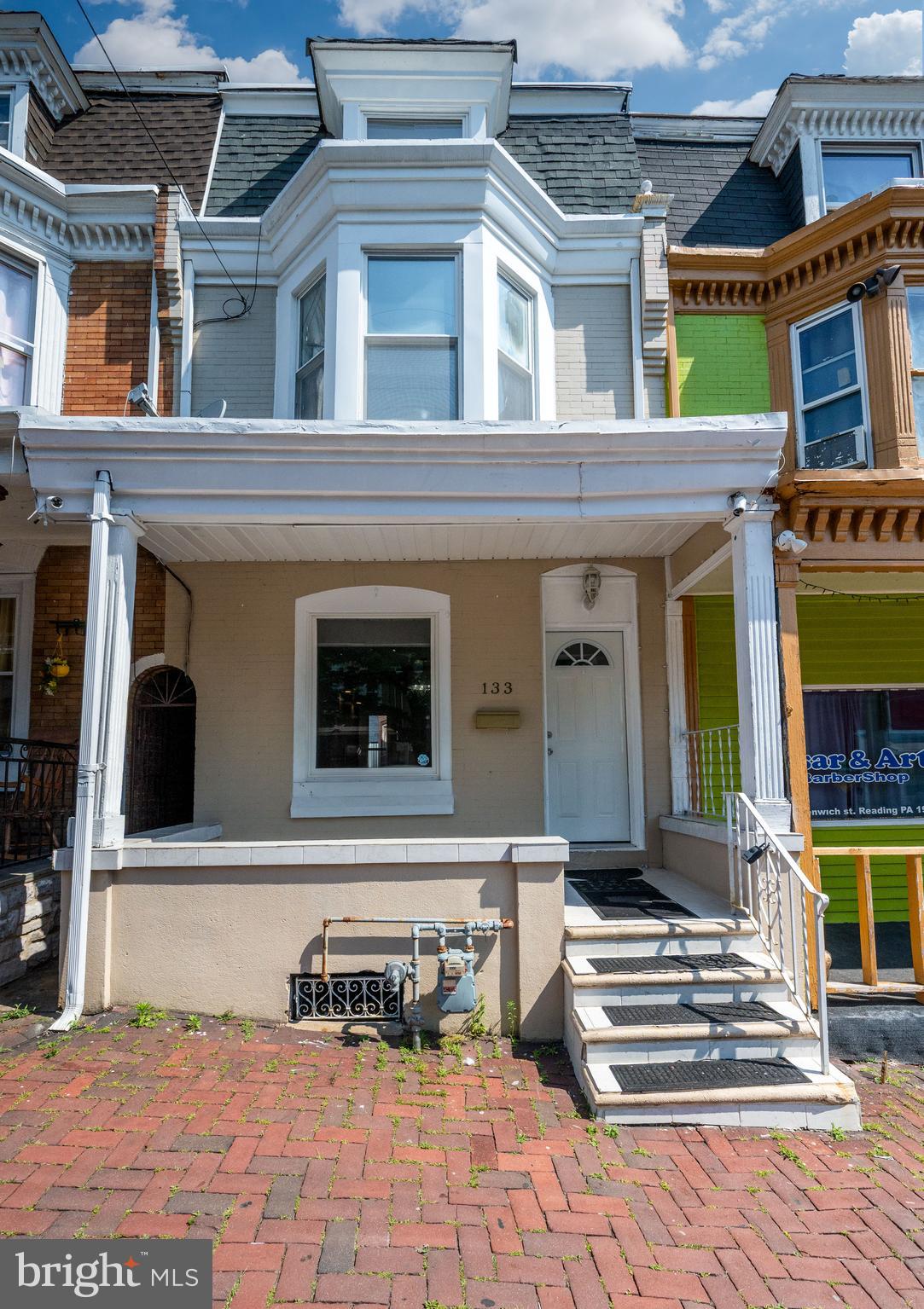 NORTHWEST READING - Residential