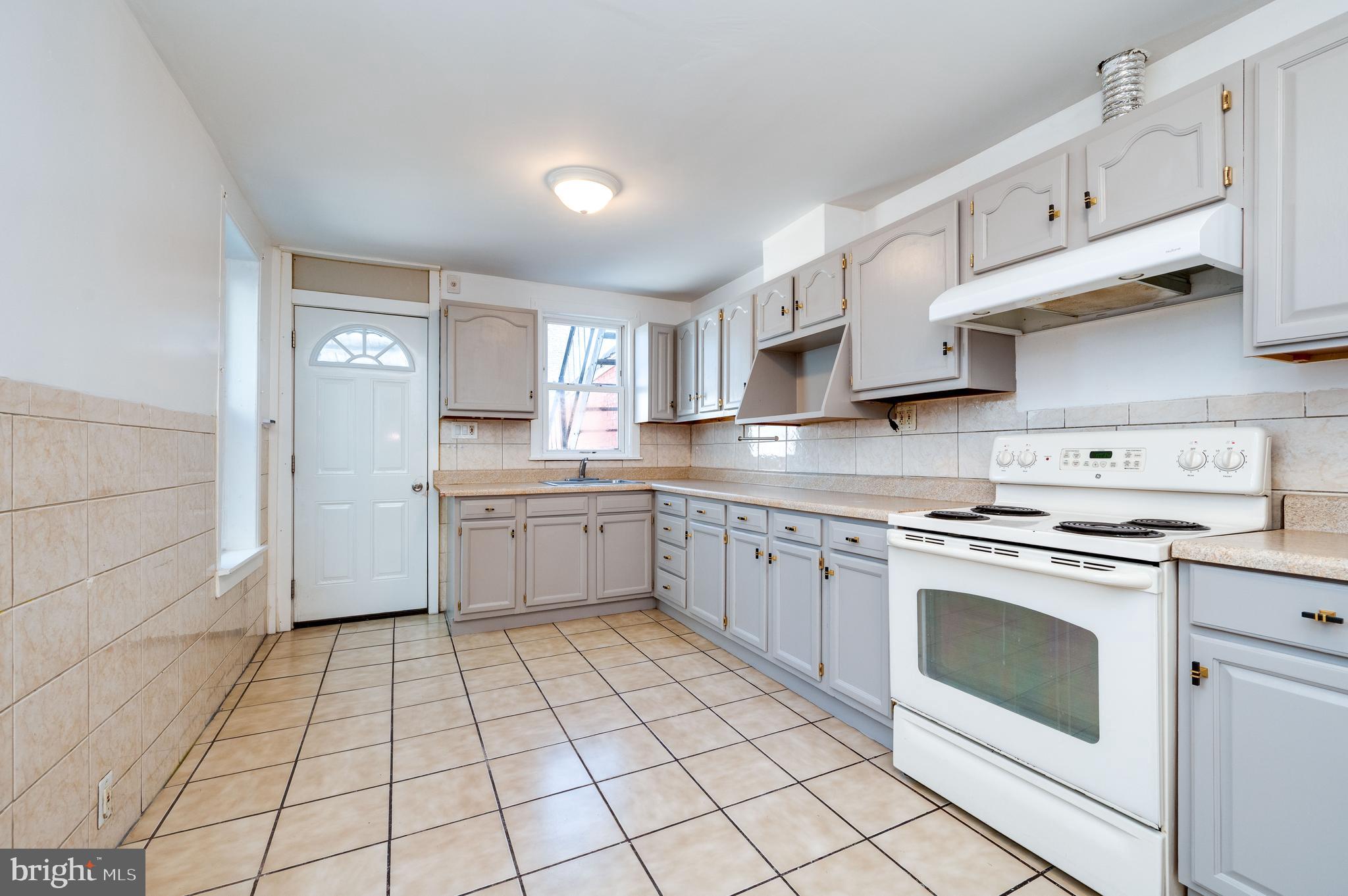 NORTHWEST READING - Residential