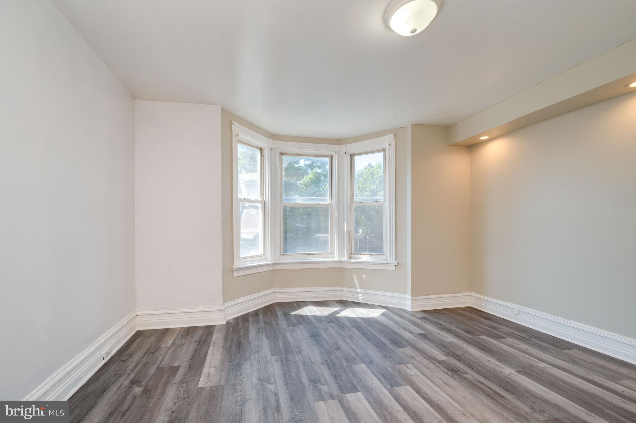 NORTHWEST READING - Residential