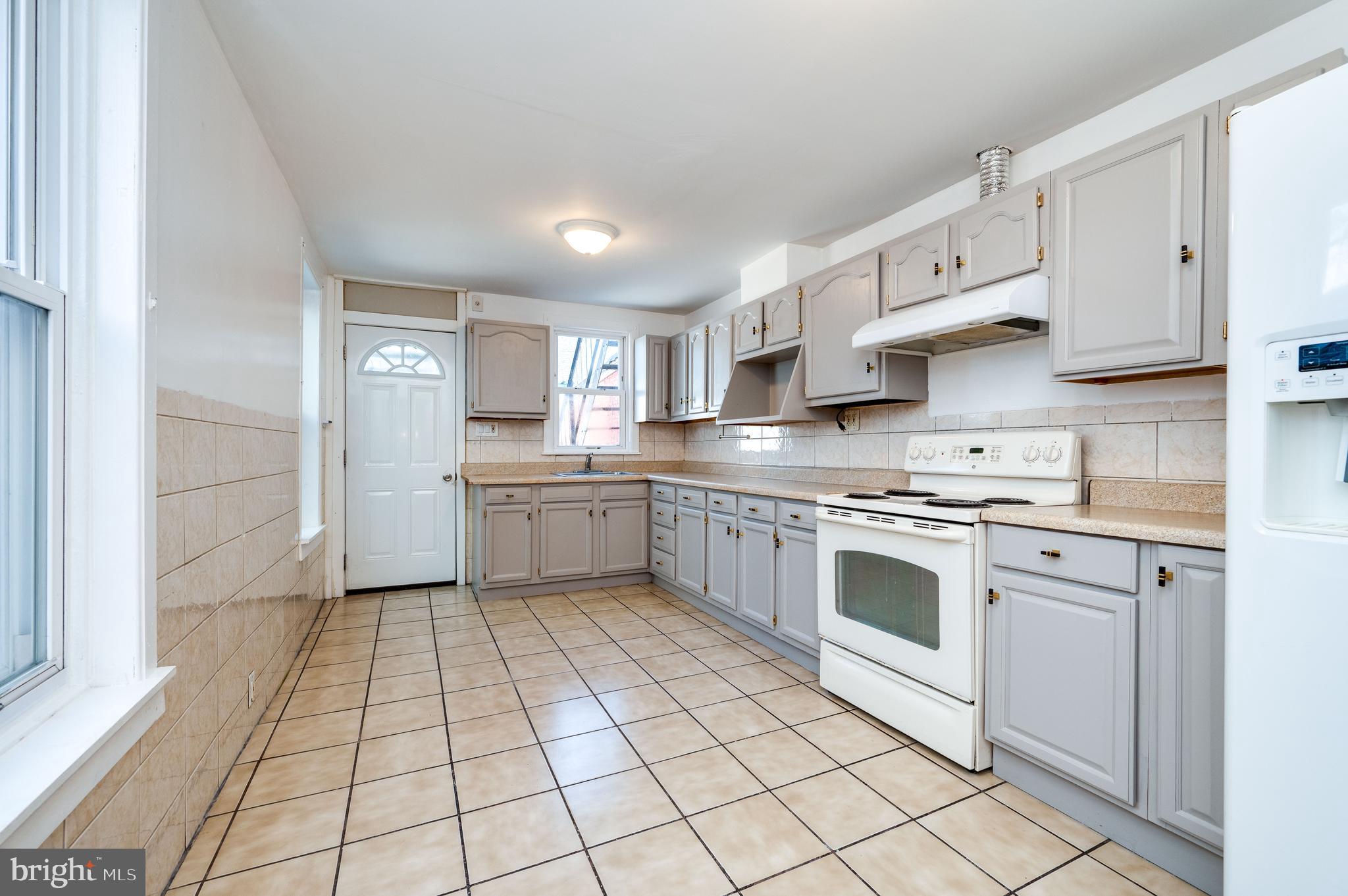 NORTHWEST READING - Residential