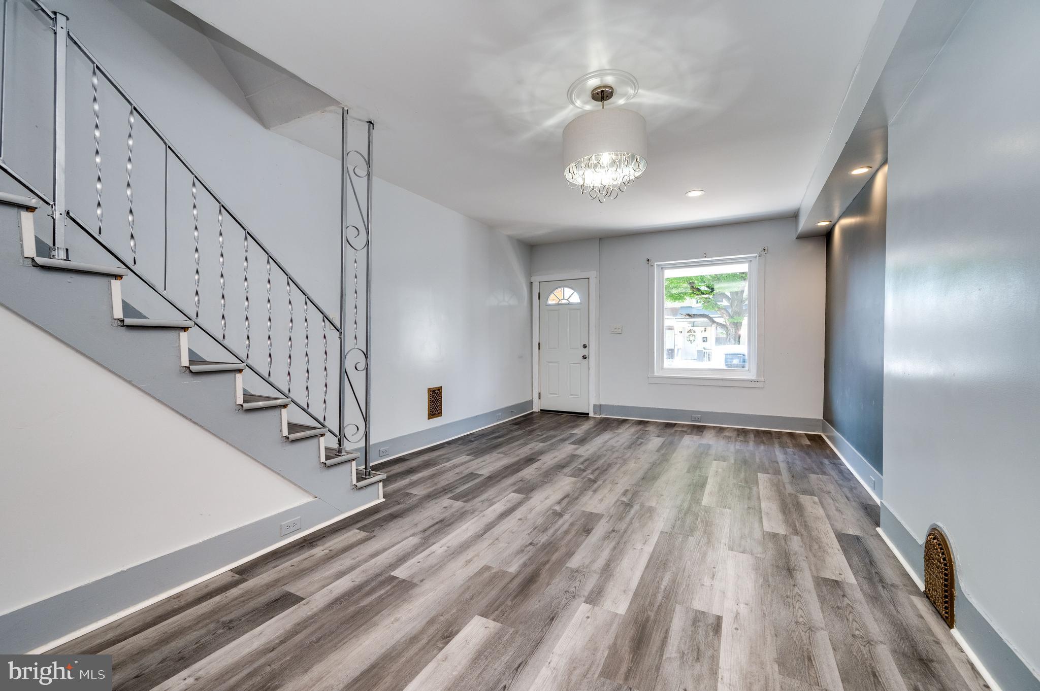 NORTHWEST READING - Residential